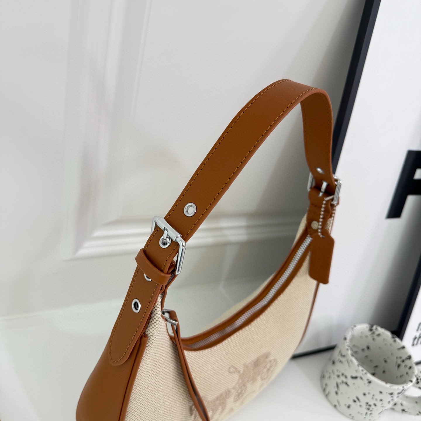 33$ coach Shoulder bag size 28x23x7 cm 211460 DX722 gallery