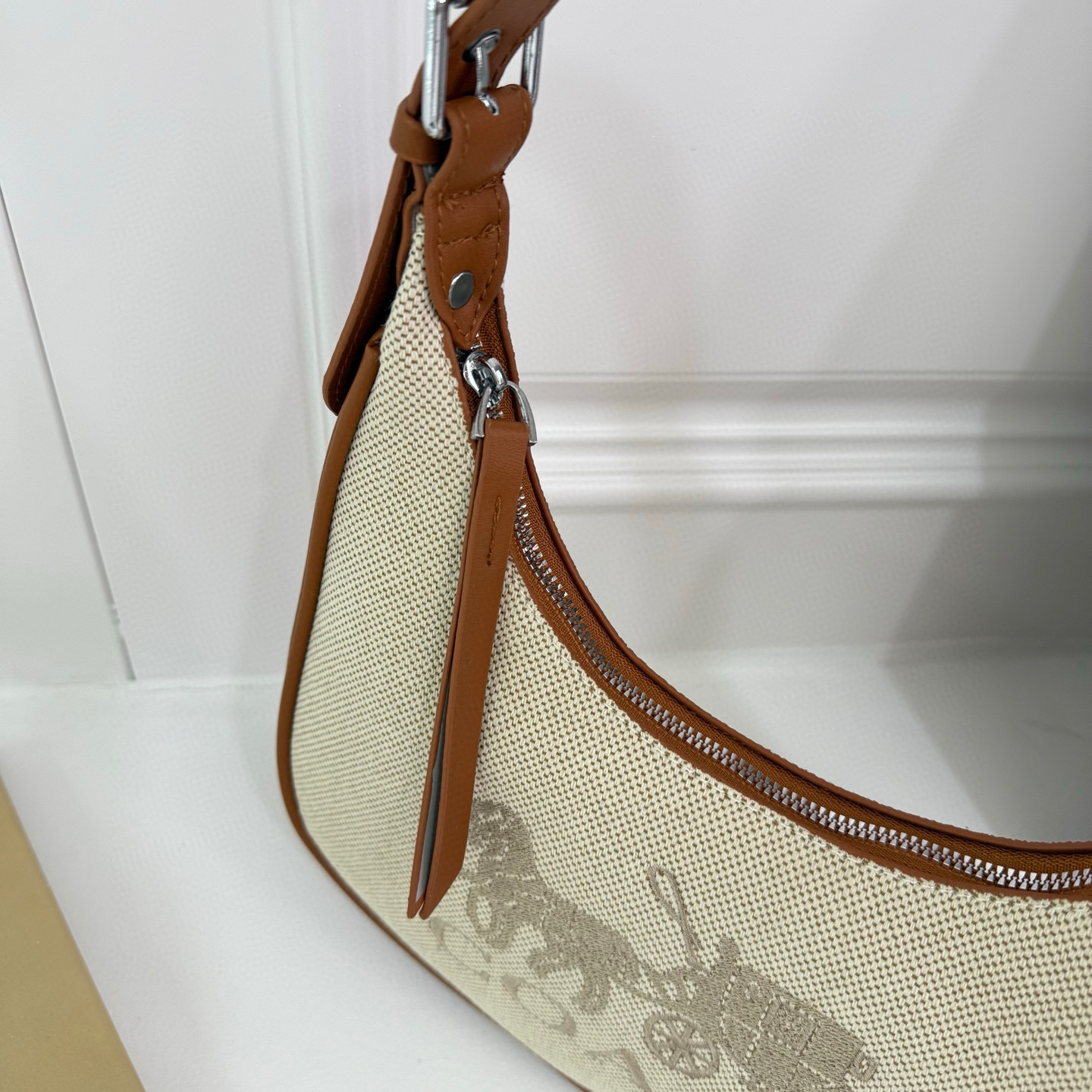 33$ coach Shoulder bag size 28x23x7 cm 211460 DX722 gallery