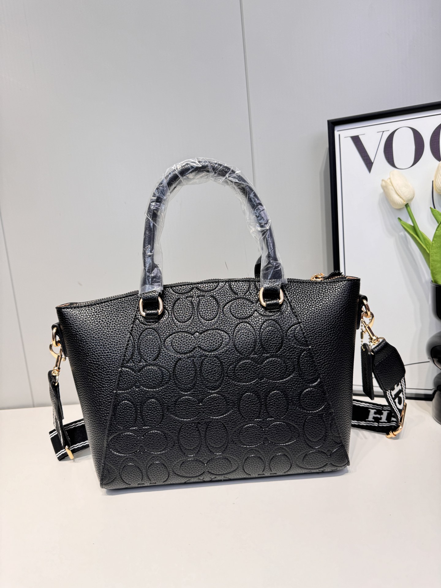 33$ dh COACH G-365 Tote bag size 33x22x9 cm 91805623332 BY2551 gallery