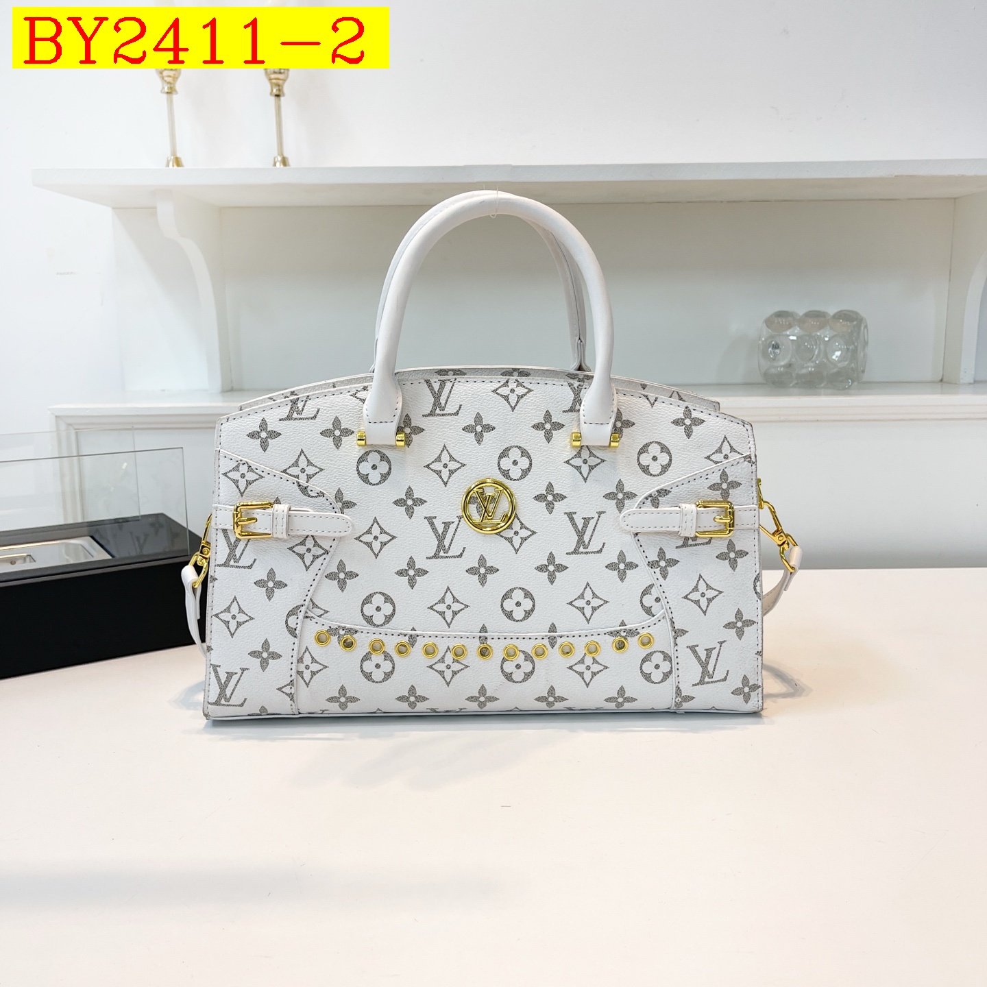 33$ dh LV 9110 Shoulder bag size 32X20X11 cm 61504823238 BY2411 gallery