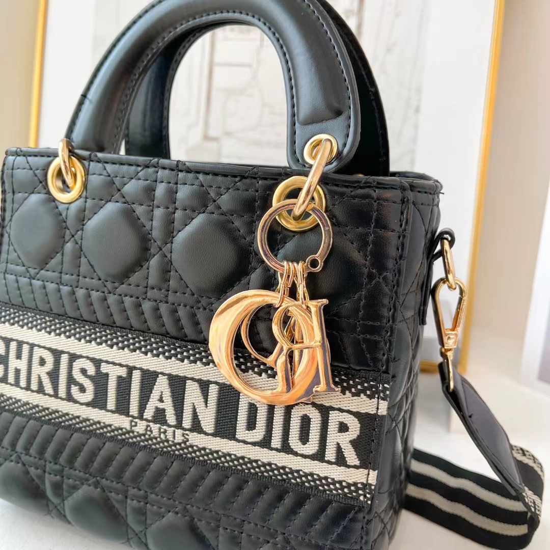 33$ new_dh DIOR_9908 SIZE 19X11X7 CM 71526823115 QS5B81 gallery
