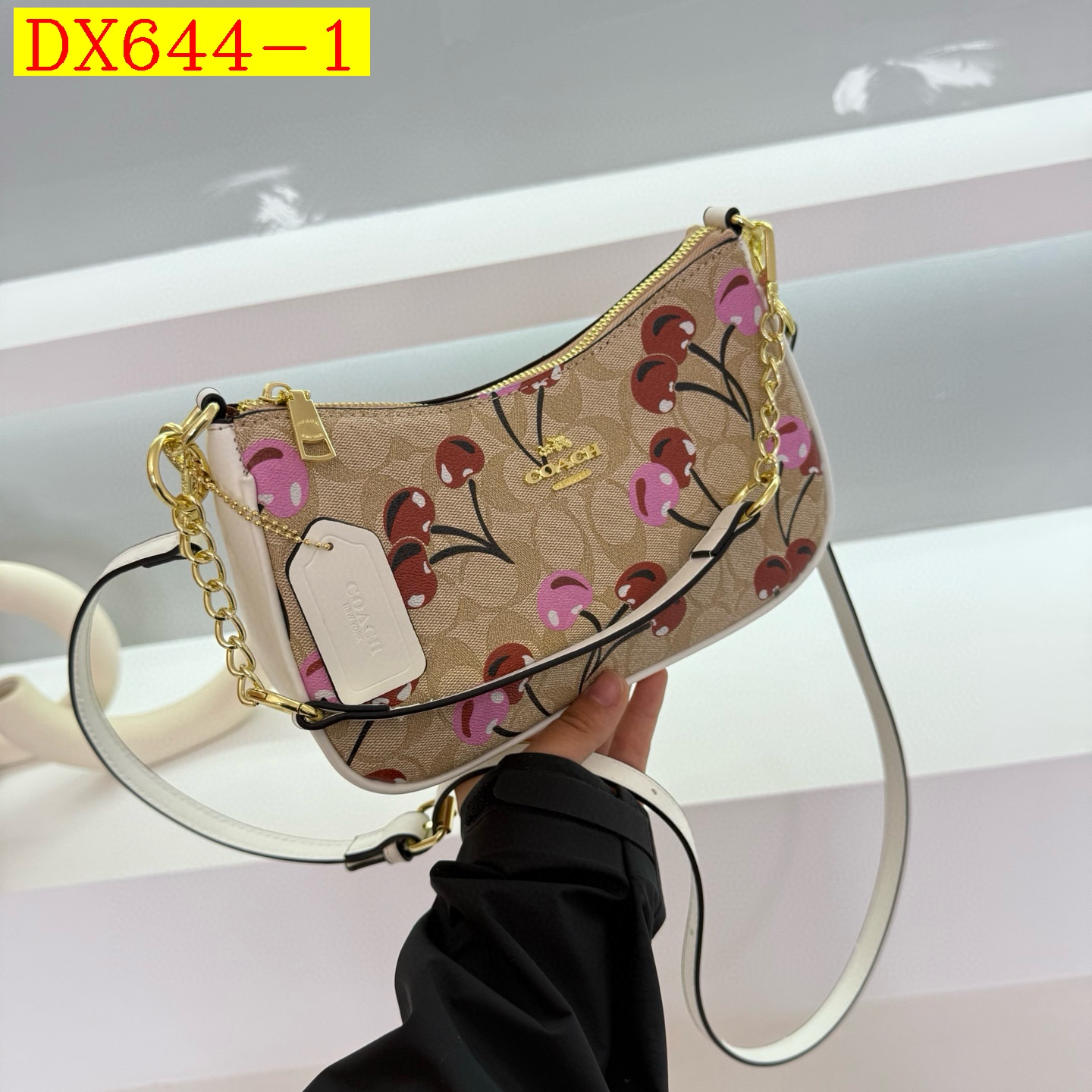 34$ dh COACH 2518 Shoulder bag size 24X15X7 cm 71435823348 DX644 gallery