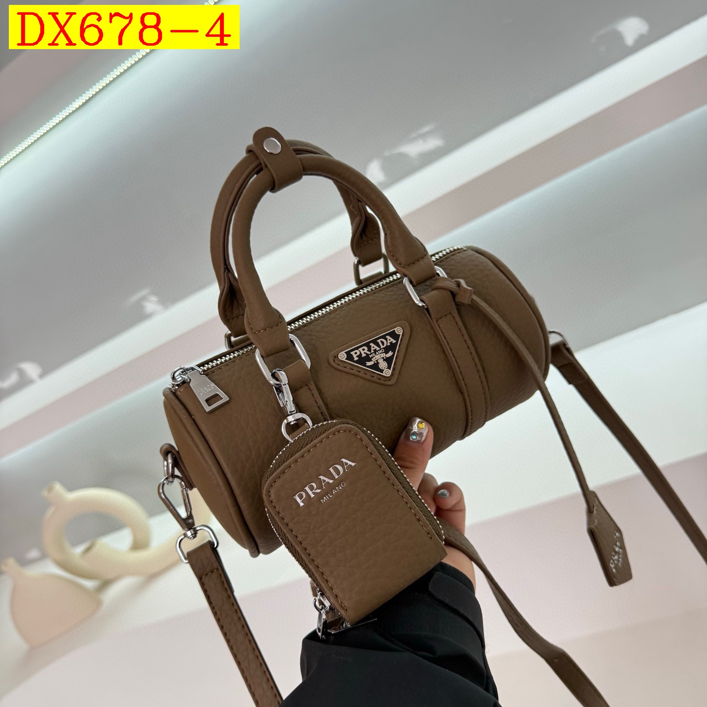 34$ dh PRADA 5909 Shoulder bag size 20X10X10 cm 91635823348 DX678 gallery