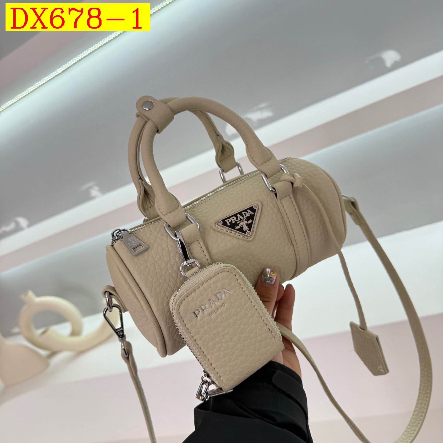 34$ dh PRADA 5909 Shoulder bag size 20X10X10 cm 91635823348 DX678 gallery