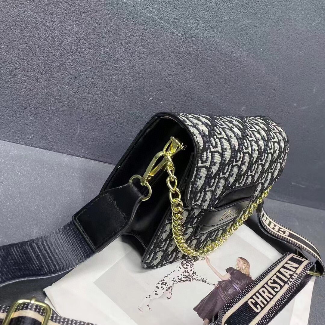 34$ new_dh DIOR SIZE 20X15X9 CM 91845623224 DX4B15 gallery