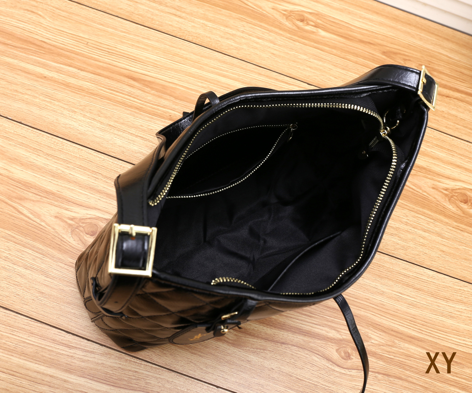35$ YSL 1833 Shoulder bag size 35x25x11 cm 017550 BR1724 gallery