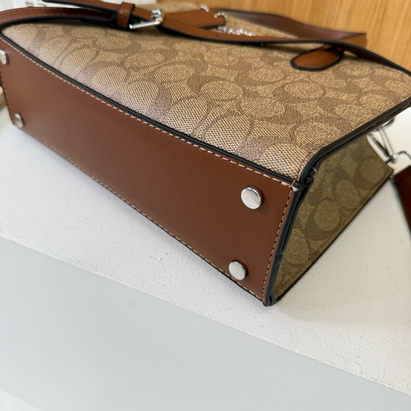35$ coach 98018 tote pu size 25X16X9 cm 019588 DX740 gallery