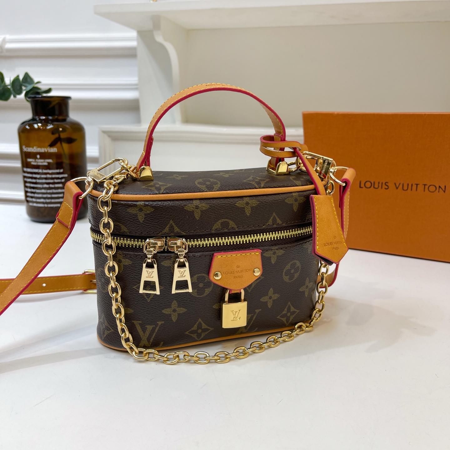 35$ dh LV 13662 Shoulder bag size 20X12X8 cm 91658223458 BY2655 gallery