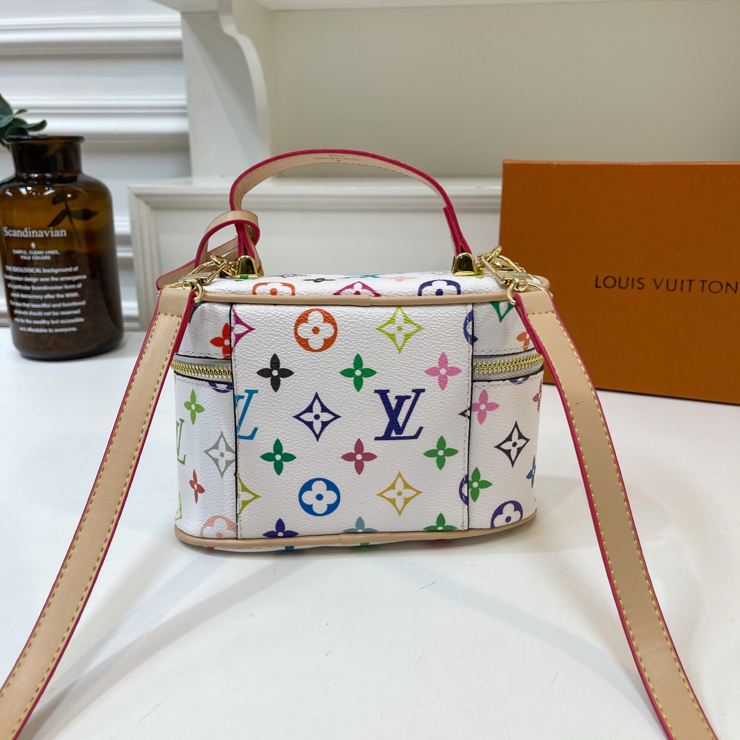 35$ dh LV 13662 Shoulder bag size 20X12X8 cm 91658223458 BY2655 gallery