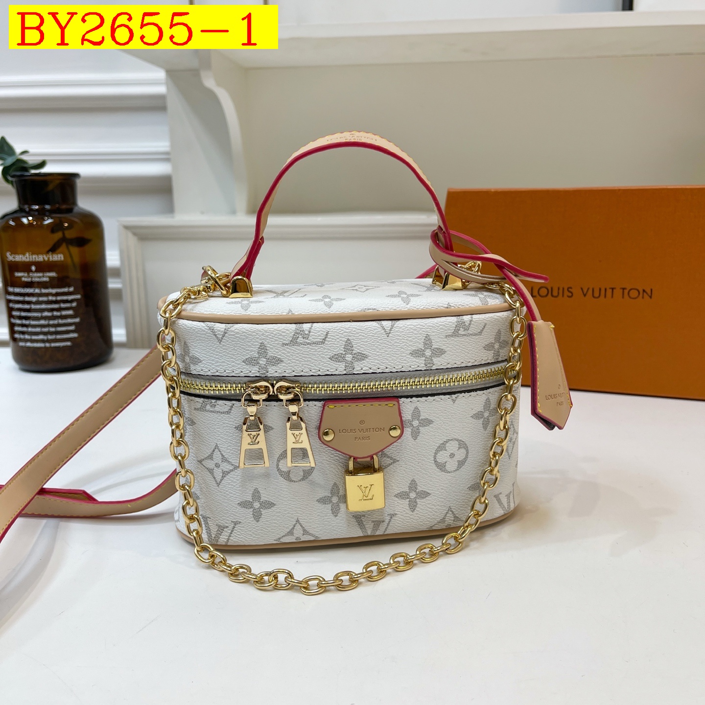 35$ dh LV 13662 Shoulder bag size 20X12X8 cm 91658223458 BY2655 gallery