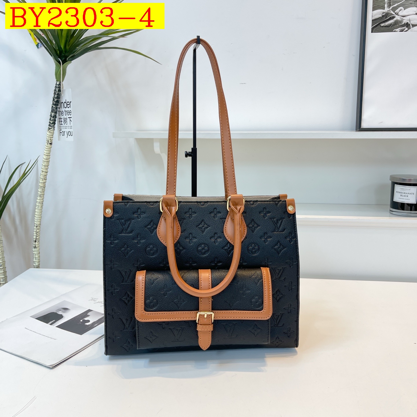 35$ dh LV 9716 Shoulder bag size 32X25X13 cm 71438623458 BY2303 gallery