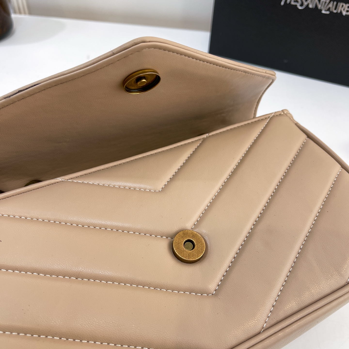35$ dh YSL 801437 Shoulder bag size 25X15X7 cm 91856223458 BY2335 gallery