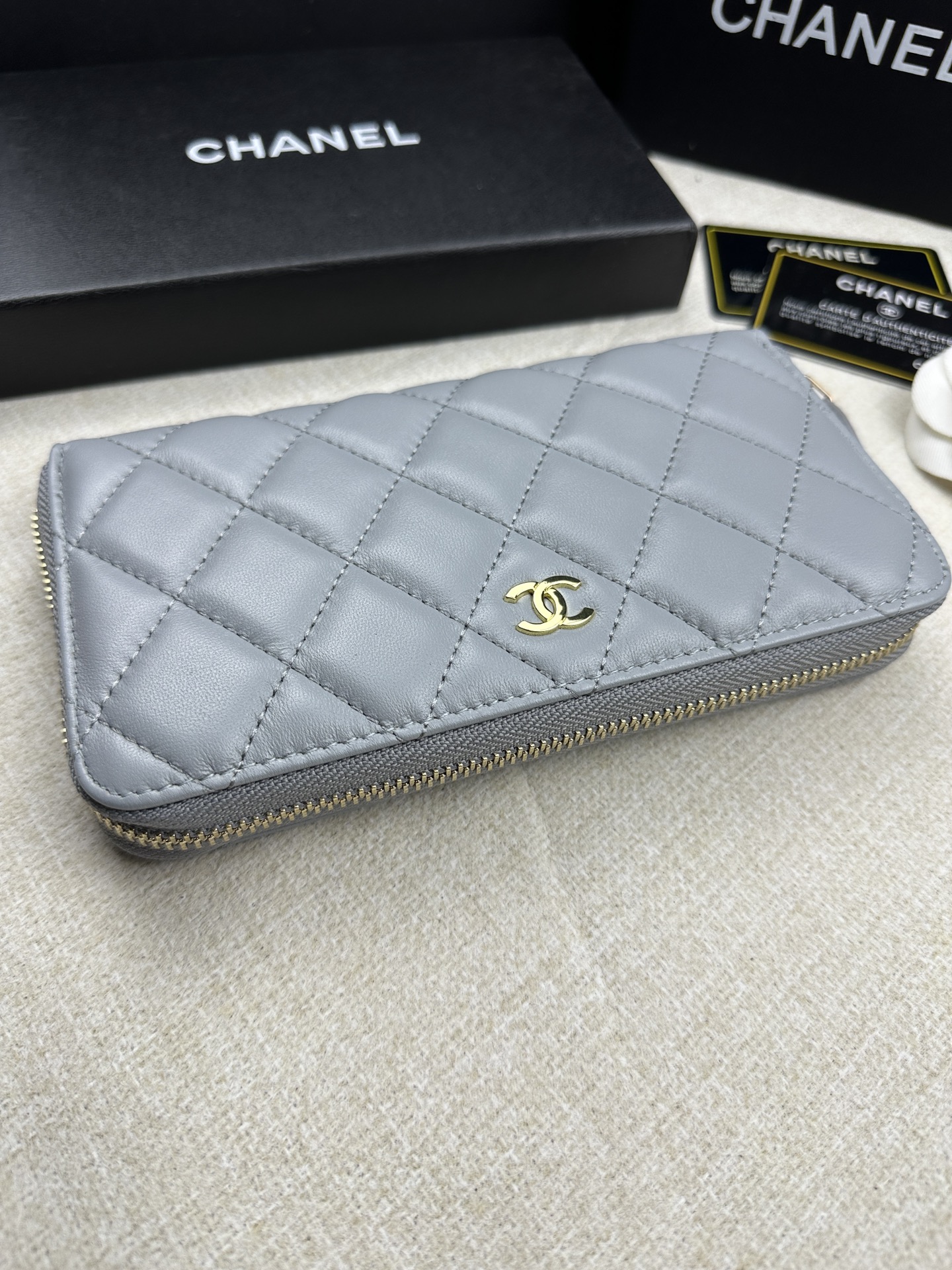 35$ new_dh CHANEL A50097 size 19x10 cm 51294023236 XR4891 gallery