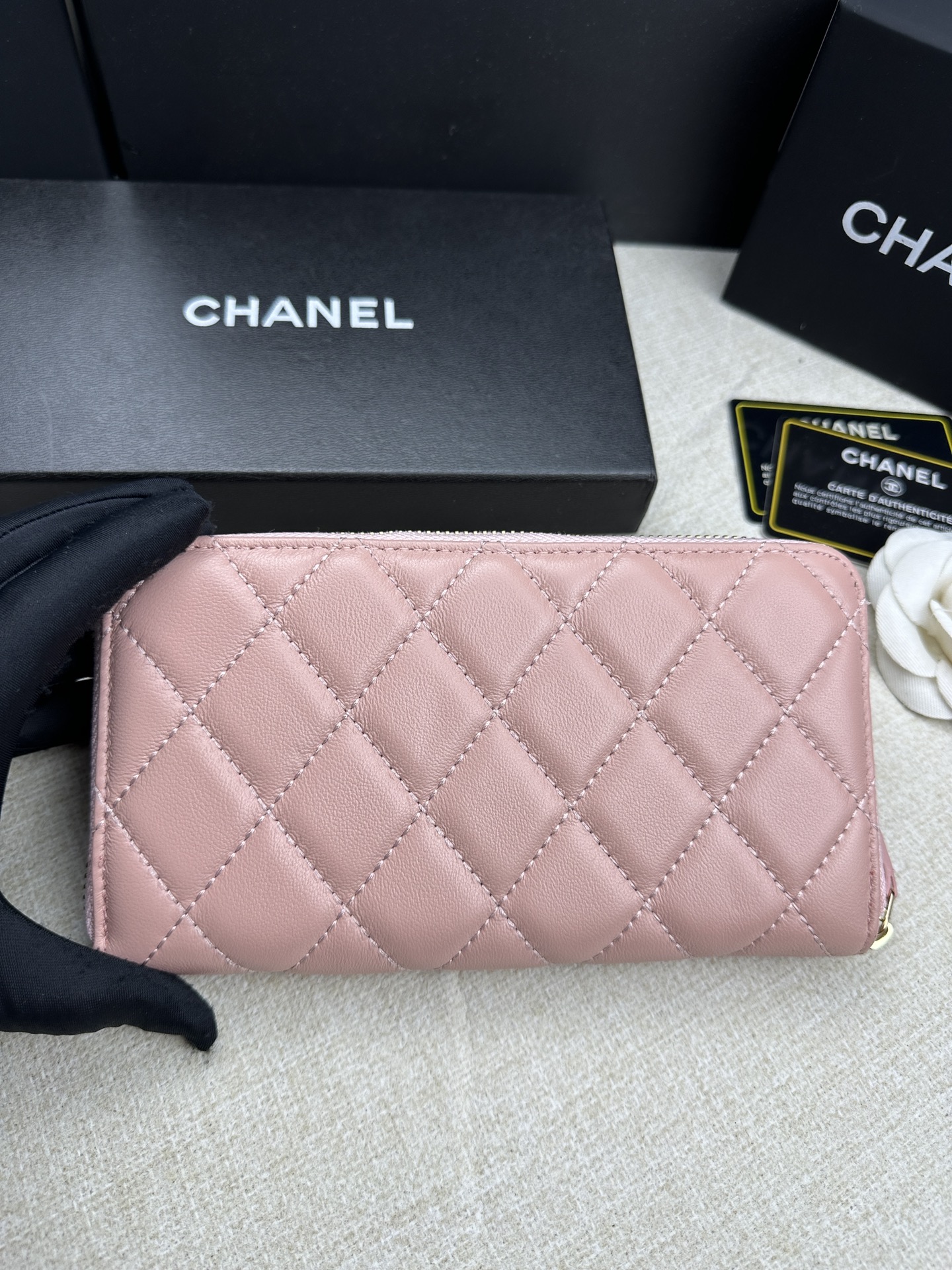 35$ new_dh CHANEL A50097 size 19x10 cm 51294023236 XR4891 gallery