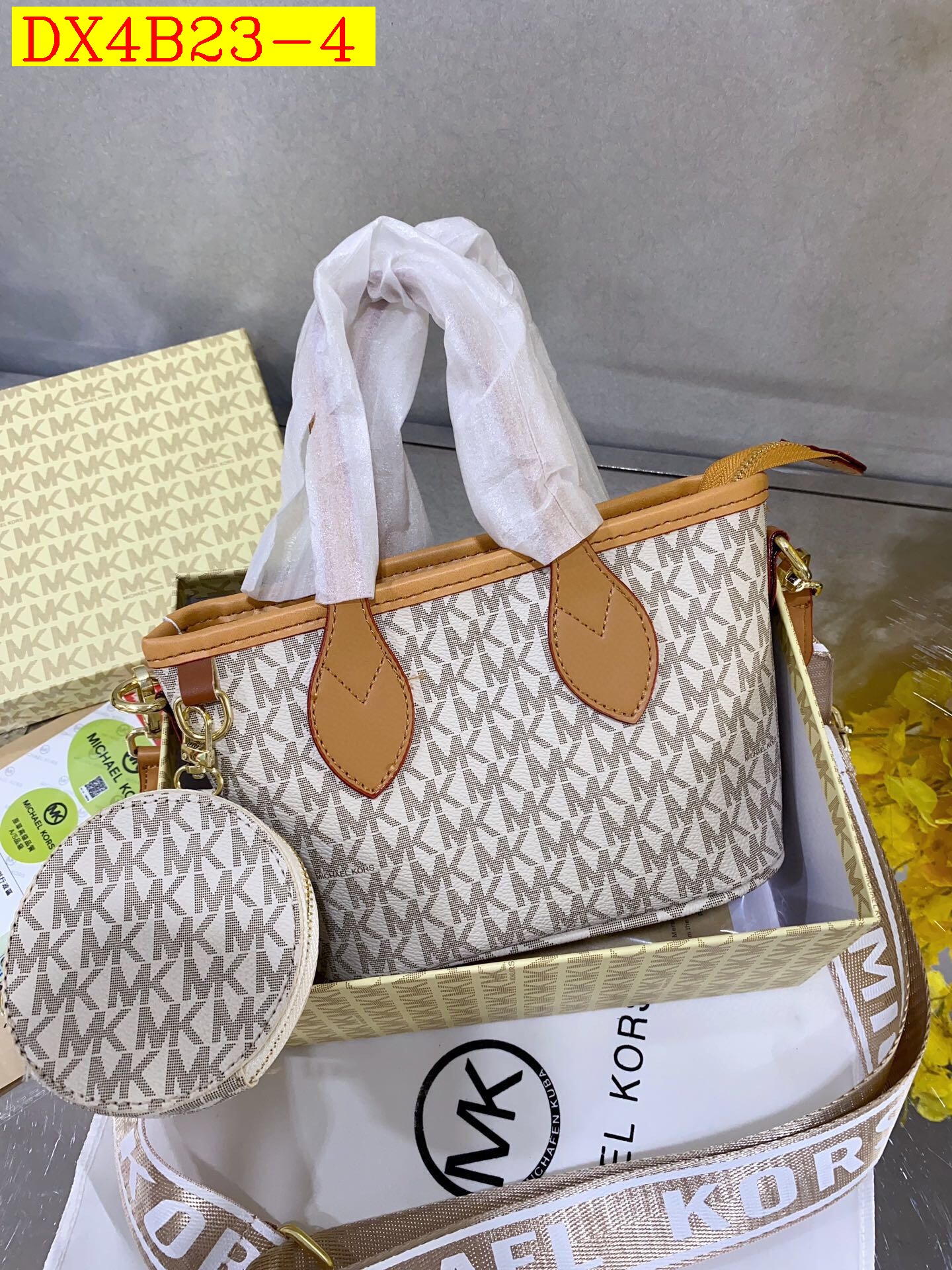 35$ new_dh MK SIZE 24X15X10 CM 81544623330 DX4B23 gallery