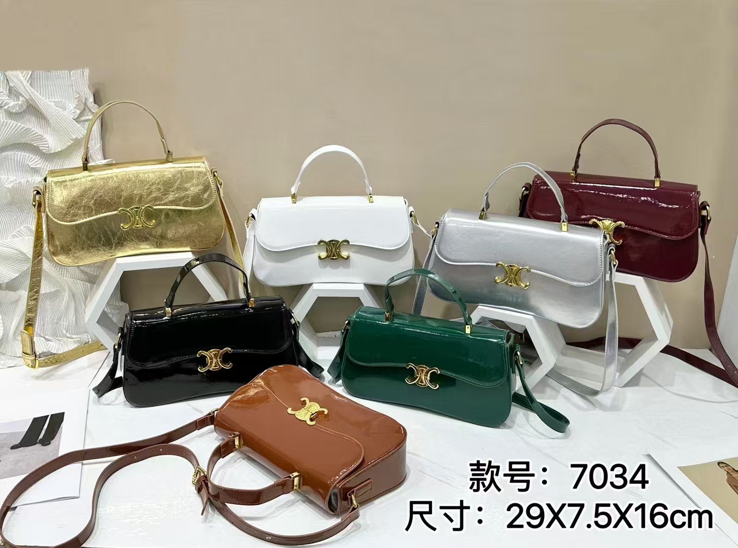 36$ CELINE 7034 Shoulder bag size 29X7X16 cm 211660 BR2128 gallery