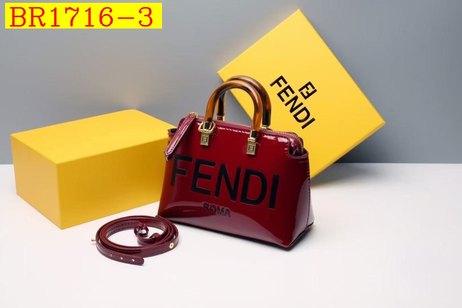 36$ FENDI 3646 Shoulder bag size 22X10X15 cm 814650 BR1716 gallery