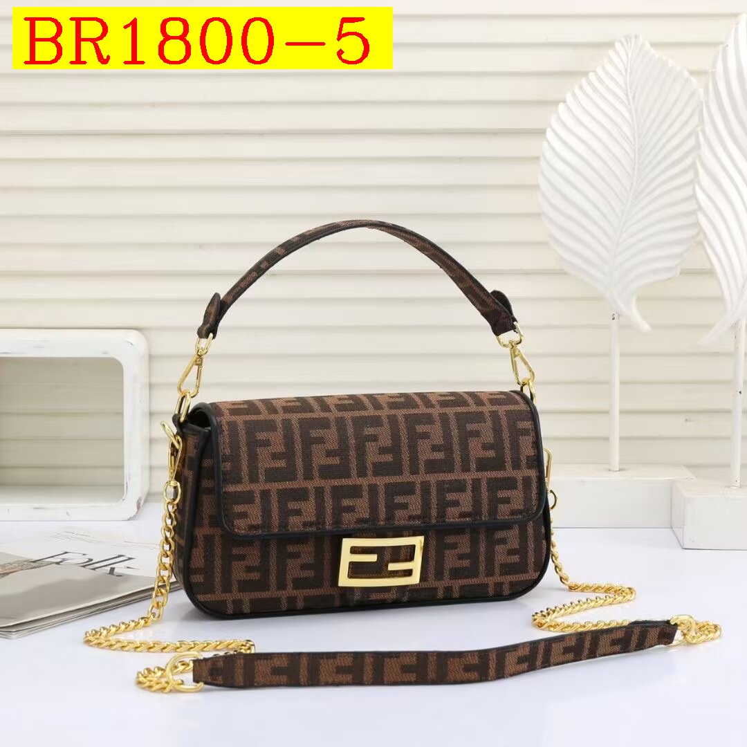 36$ FENDI 5631 Shoulder bag 311770 BR1800 gallery