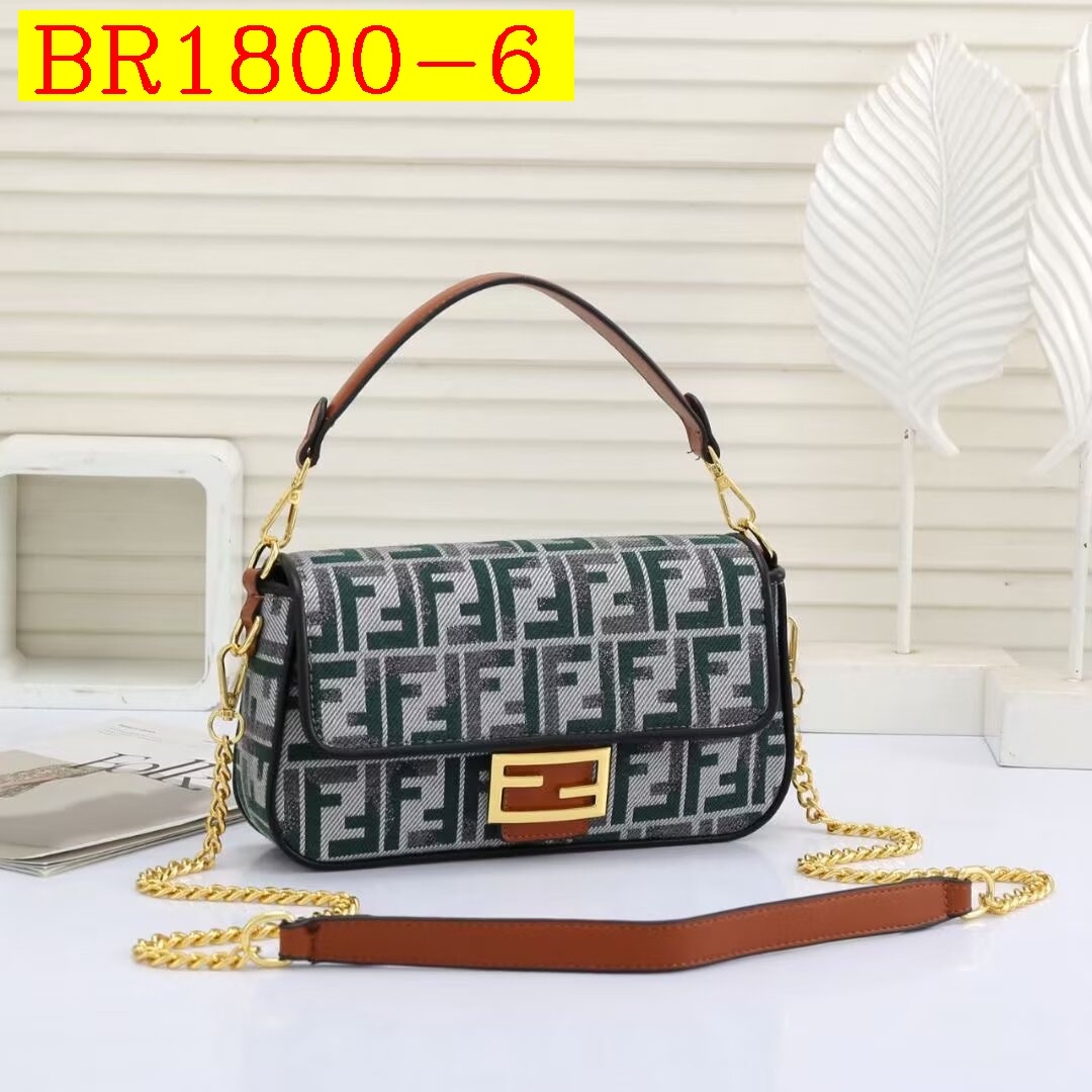 36$ FENDI 5631 Shoulder bag 311770 BR1800 gallery