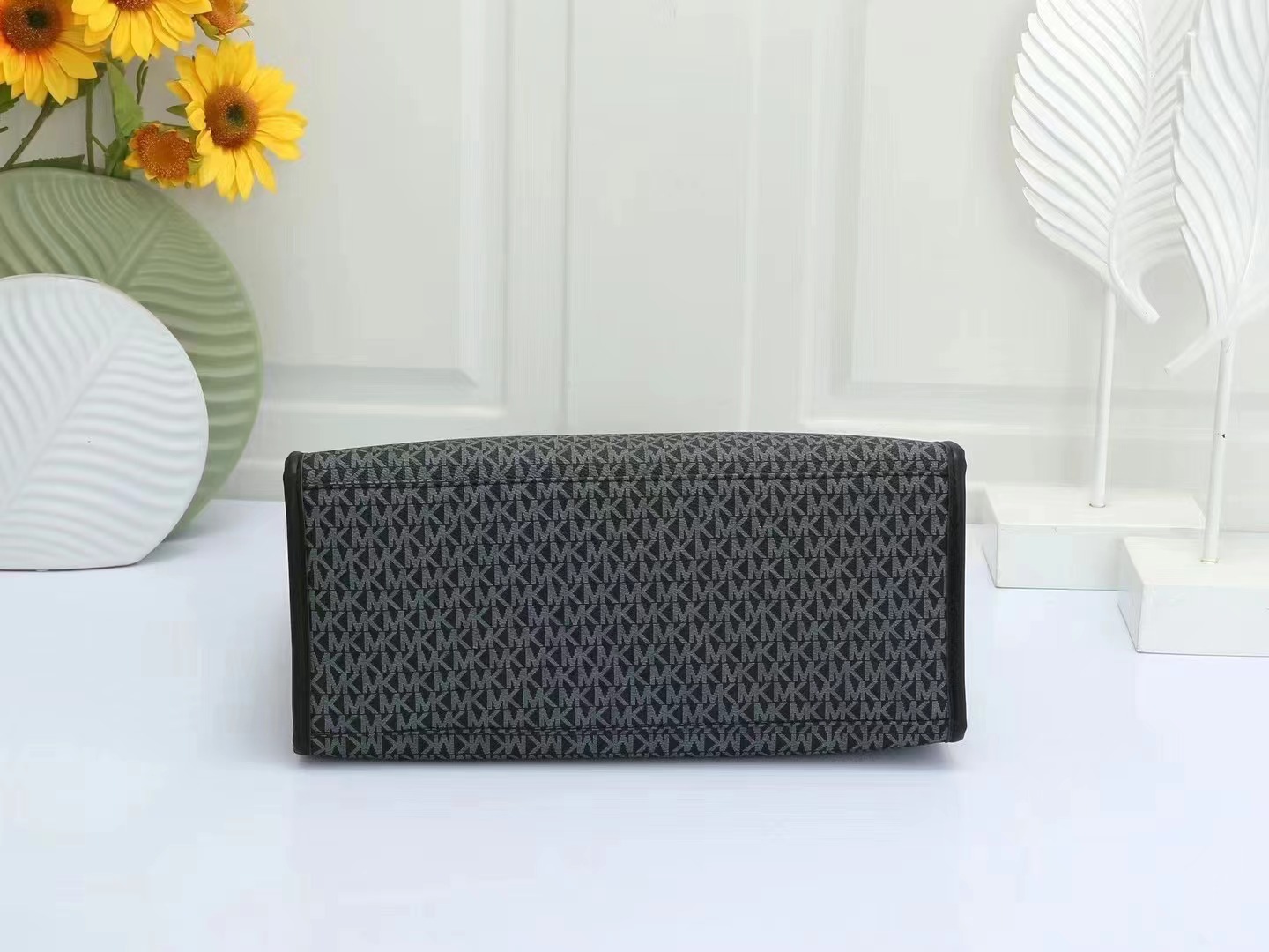 36$ MK 44572 Tote bag size 35x15x27 cm 314570 BR1740 gallery