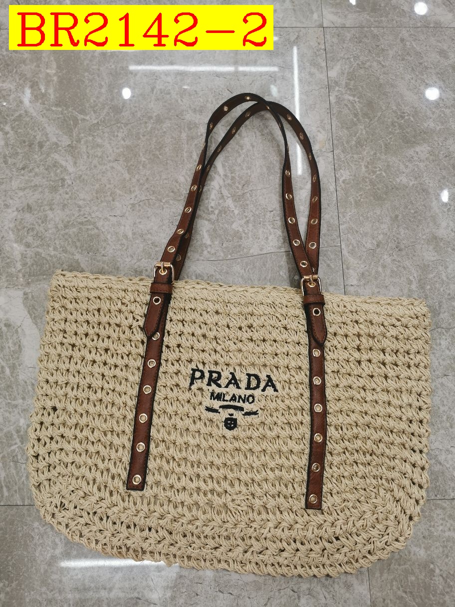 36$ PRADA 046 Shoulder bag size 43X28 cm 815350 BR2142 gallery