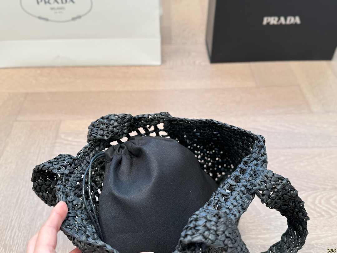 36$ PRADA Straw woven bag size 18x22 cm 524180 ZZ275 gallery