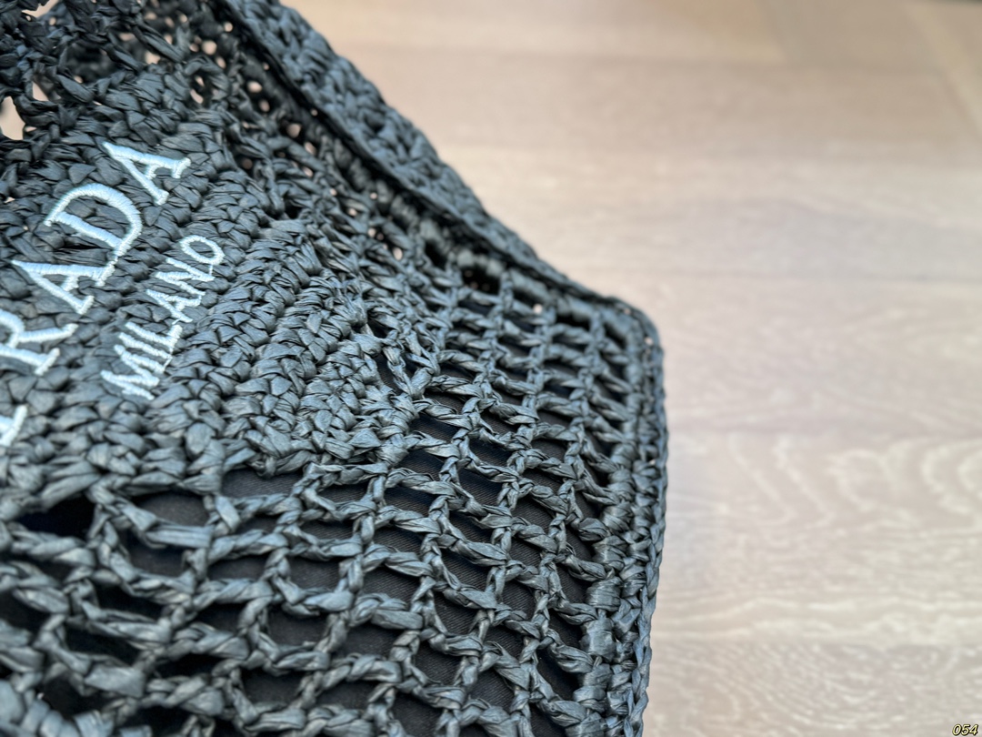 36$ PRADA Straw woven bag size 18x22 cm 524180 ZZ275 gallery