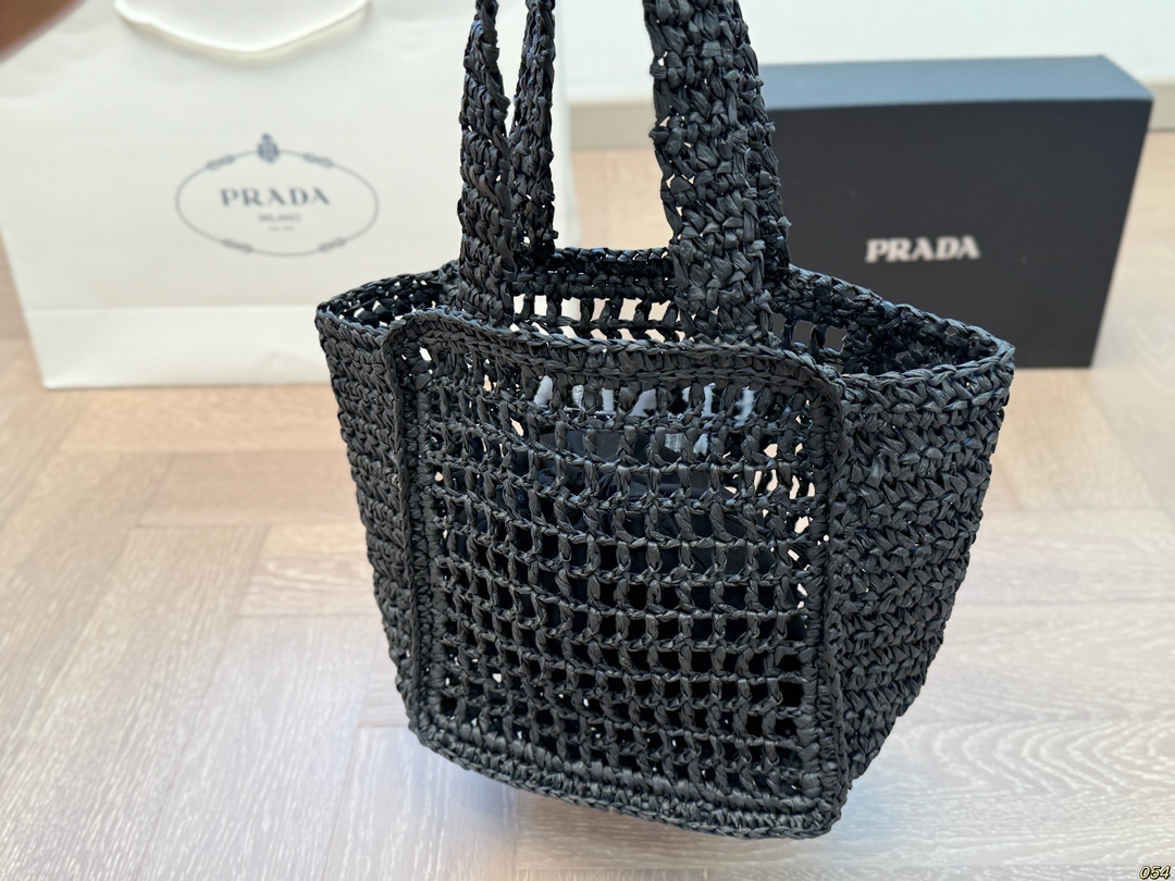 36$ PRADA Straw woven bag size 18x22 cm 524180 ZZ275 gallery