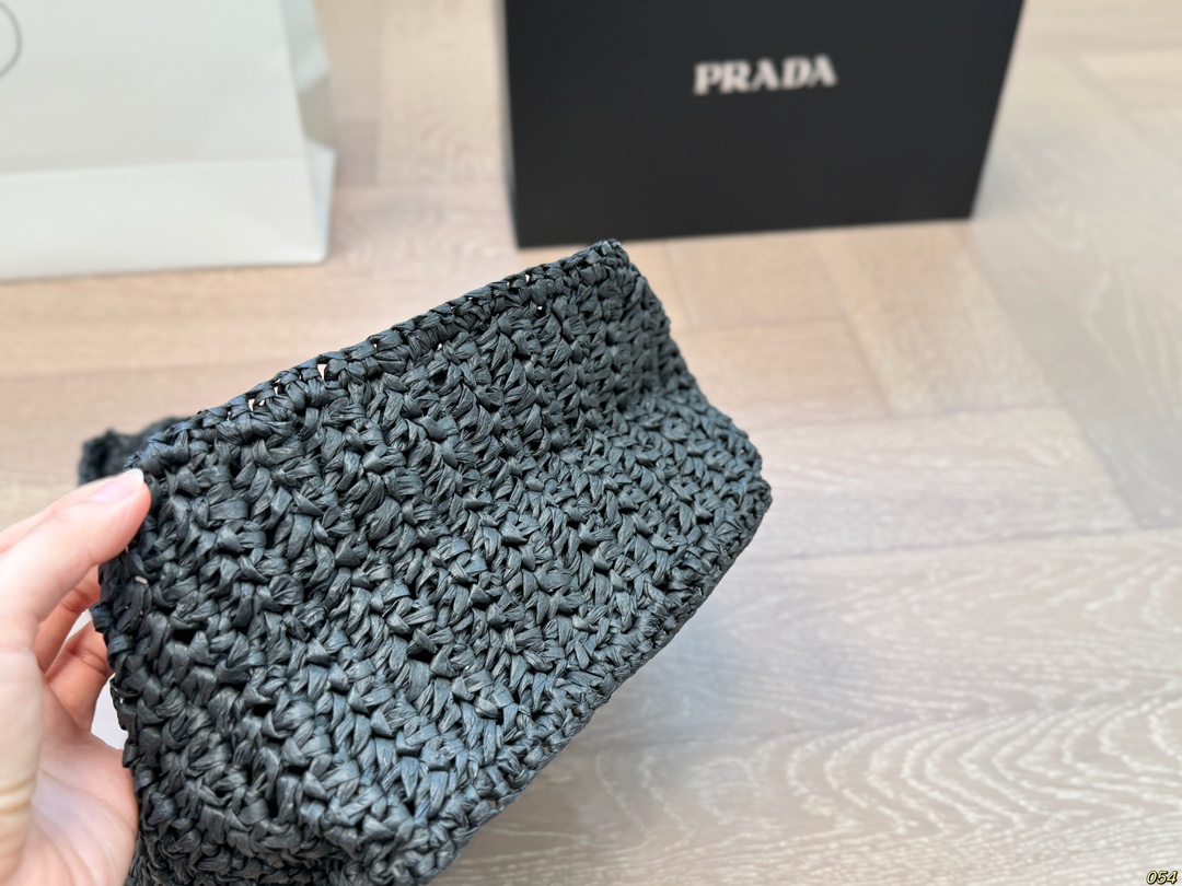 36$ PRADA Straw woven bag size 18x22 cm 524180 ZZ275 gallery