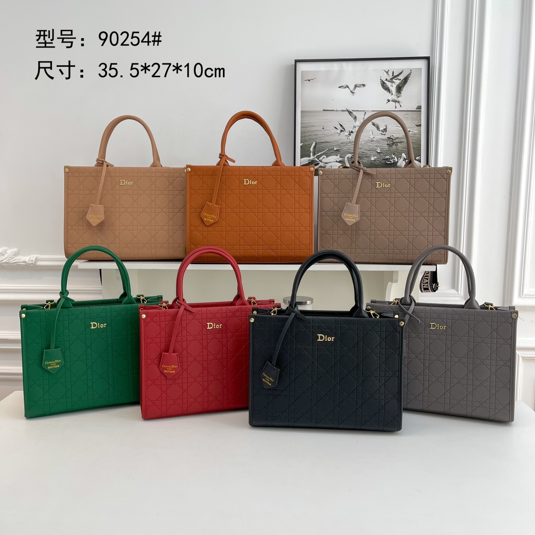 36$ dh DIOR 90254 Tote bag size 35X27X10 cm 51827423561 BY2649 gallery