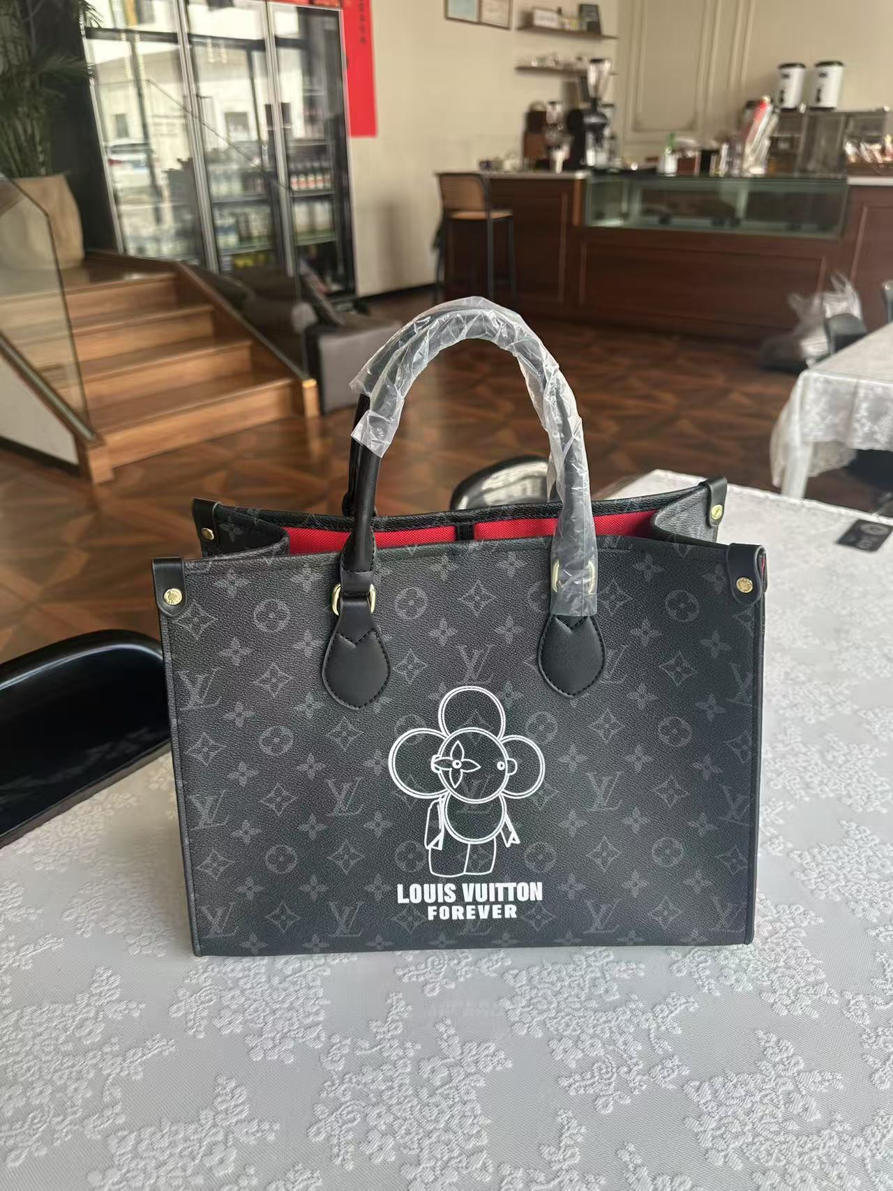 36$ dh LV 7017 Tote bag size 35X27X15 cm 91526423469 BY2527 gallery