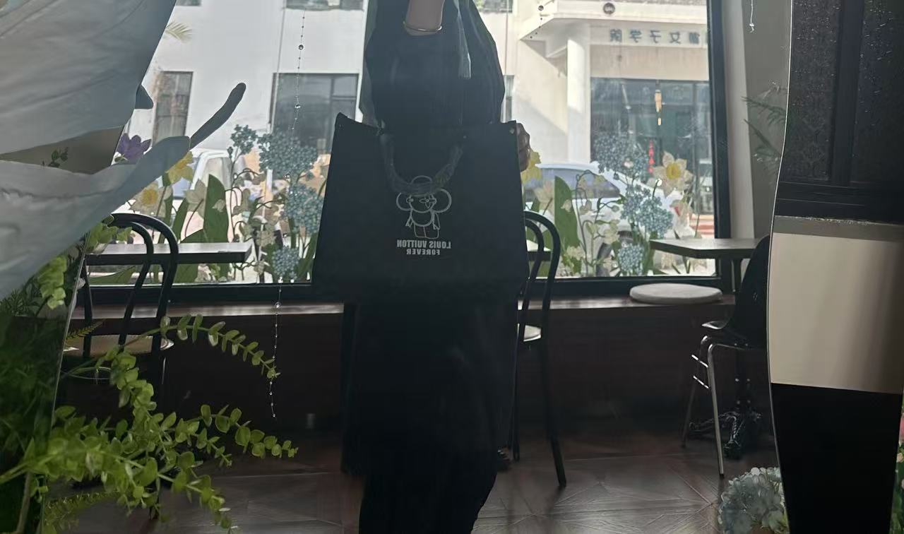 36$ dh LV 7017 Tote bag size 35X27X15 cm 91526423469 BY2527 gallery