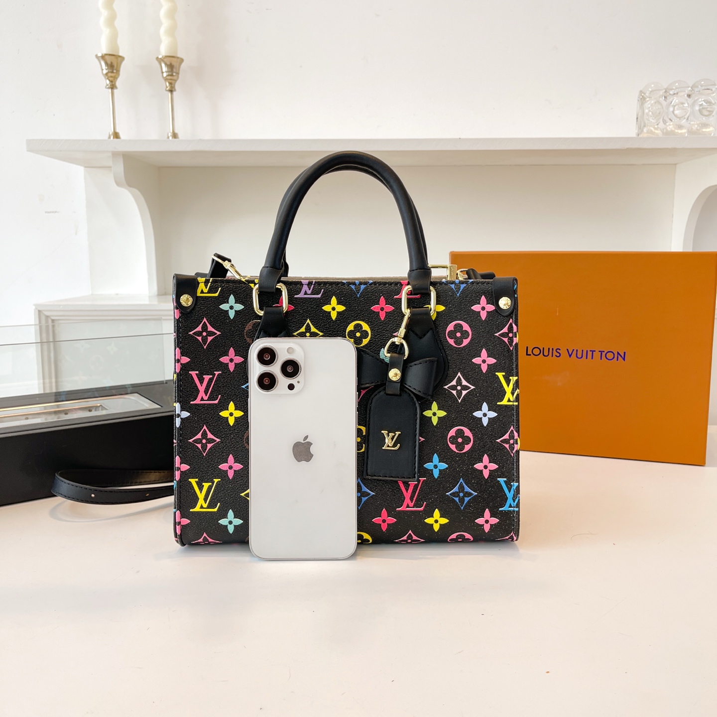 36$ dh LV 8027 Shoulder bag size 25X20X12 cm 51241023561 BY2467 gallery