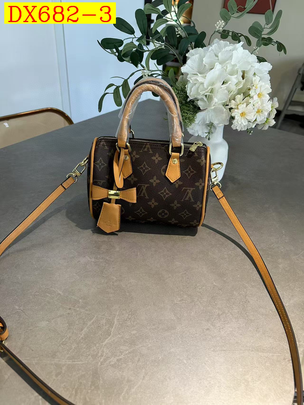 36$ dh Lv pu Shoulder bag size 20X15cm 71459623561 DX682 gallery