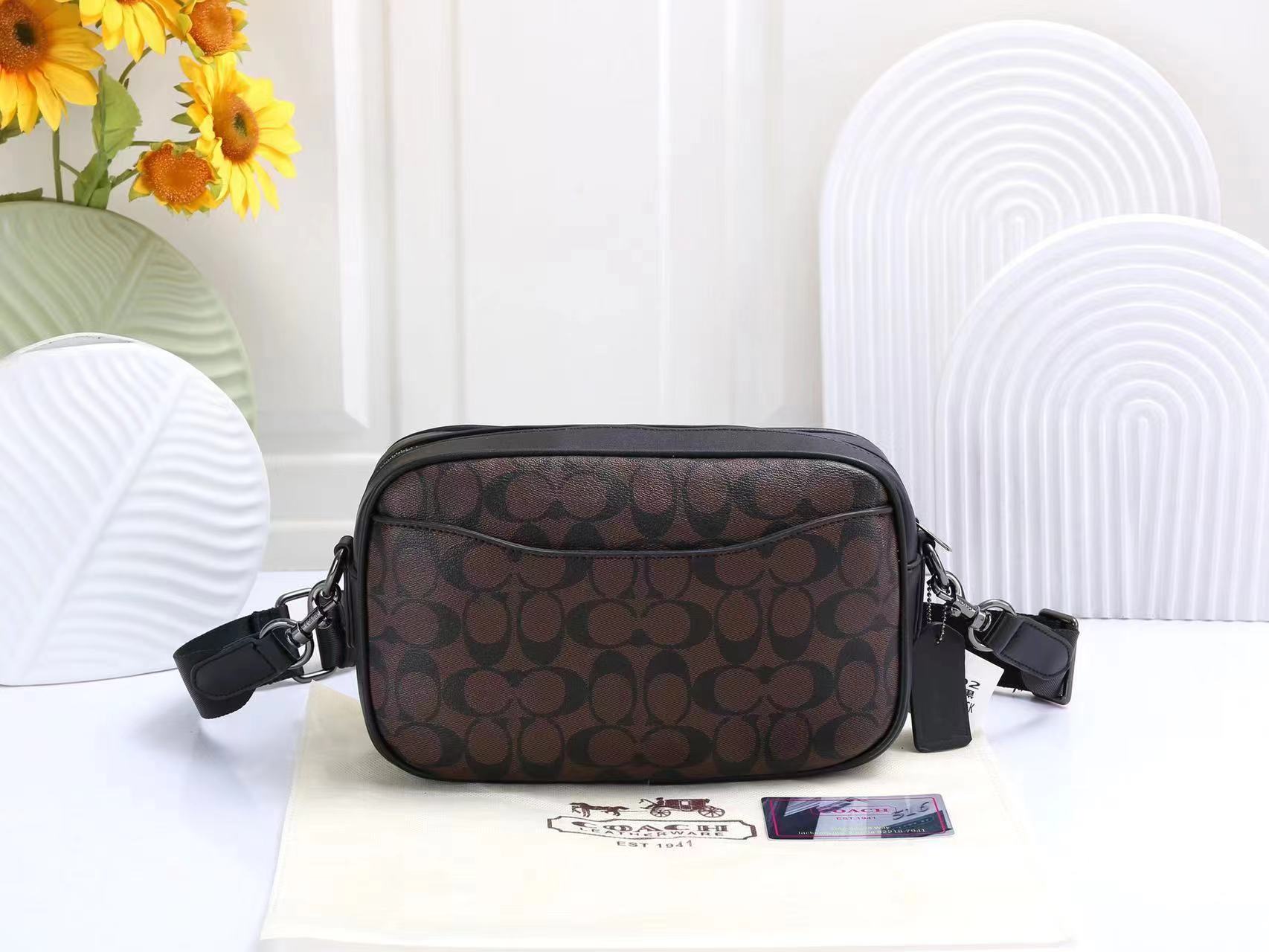 36$ new_dh COACH_8402 SIZE 26X17X11 CM 91652023345 XR5B116 gallery