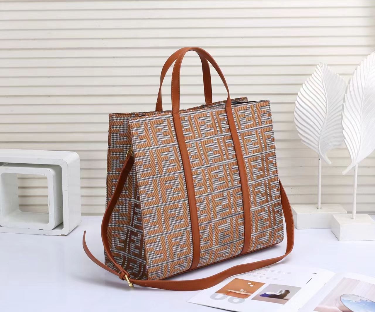 36$ new_dh FENDI Size 40X35X13 CM 561980 71465023347 XR2B103 gallery