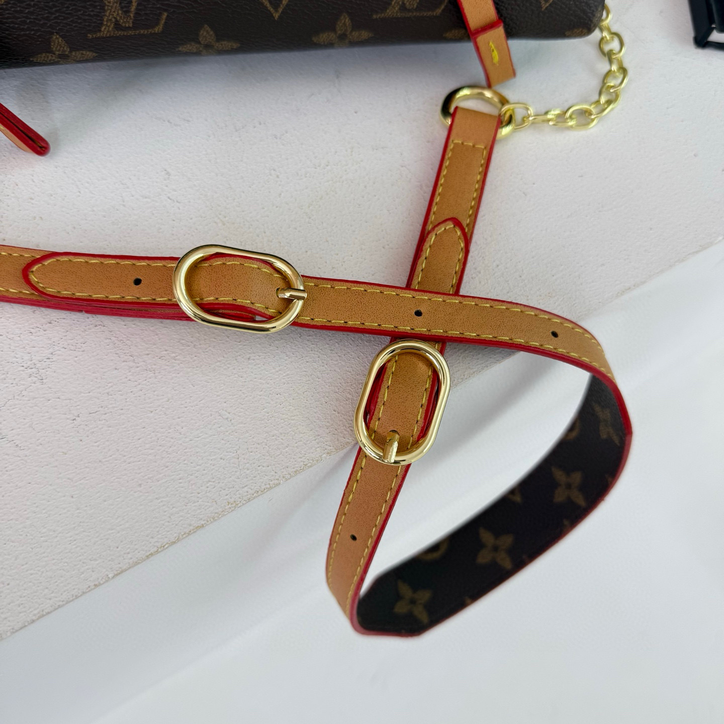 37$ Lv Shoulder bag pu size 27X18X11 cm 116780 DX698 gallery