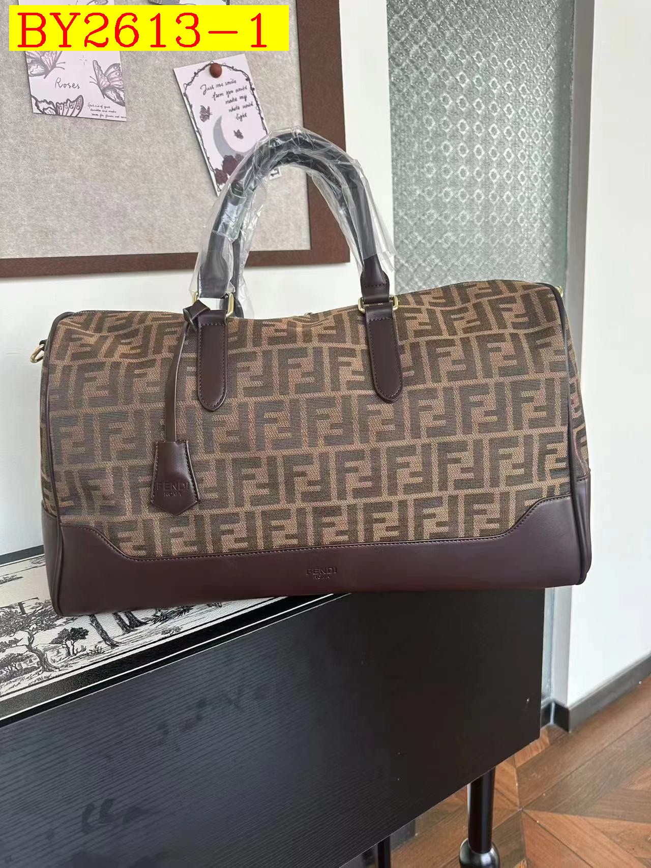 37$ dh FENDI 9529 Travelling bag size 45X27X18 cm 91526423577 BY2613 gallery