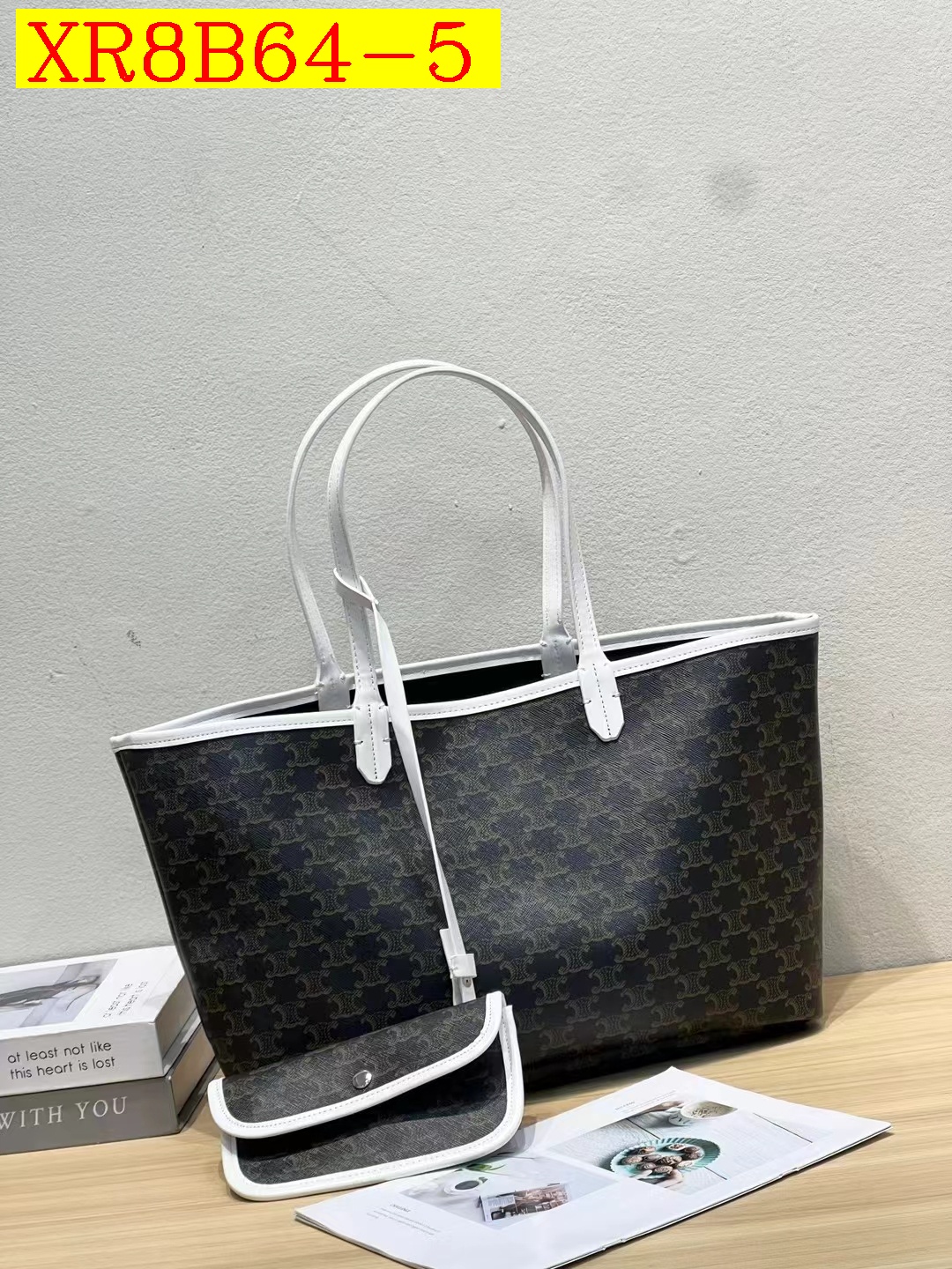37$ new_dh CELINE_6867 SIZE 38X13X26 CM 91457023550 XR8B64 gallery