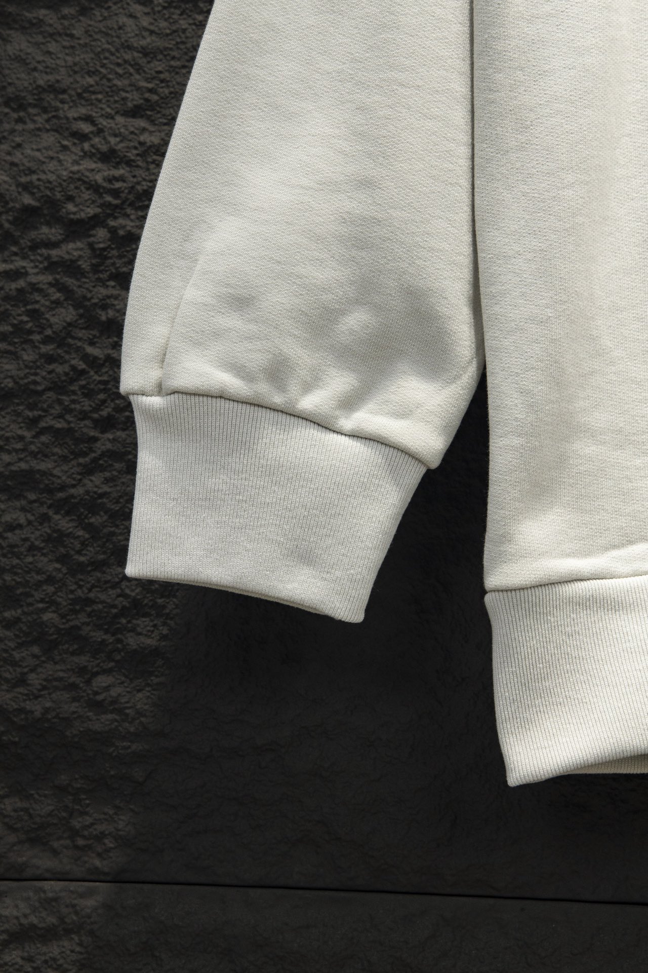 38$ BALENCIAGA 24FW Sweatshirt size XS-L 915590 WX144 gallery