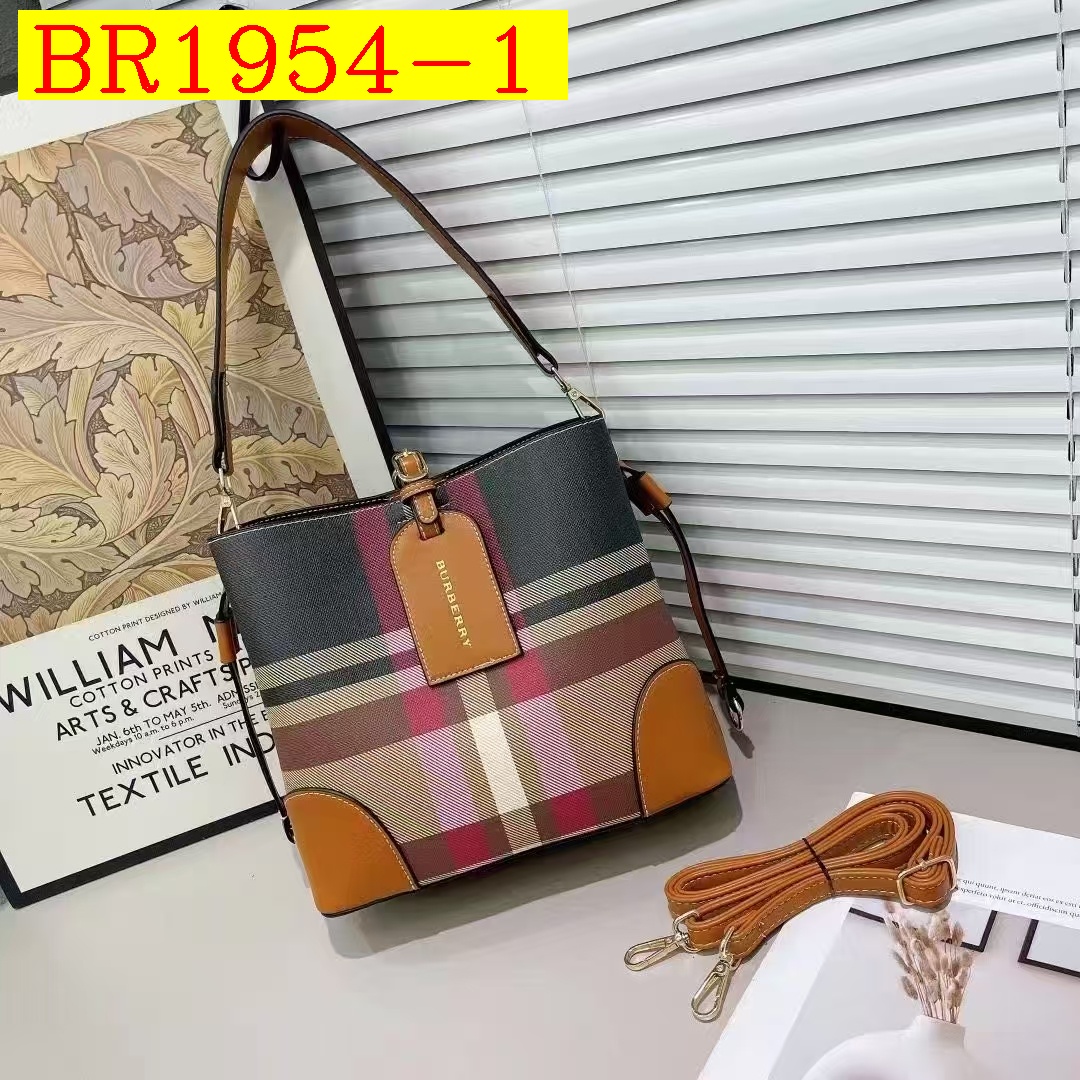 38$ BURBERRY 8020 Tote bag size 24x13x22 cm 015700 BR1954 gallery