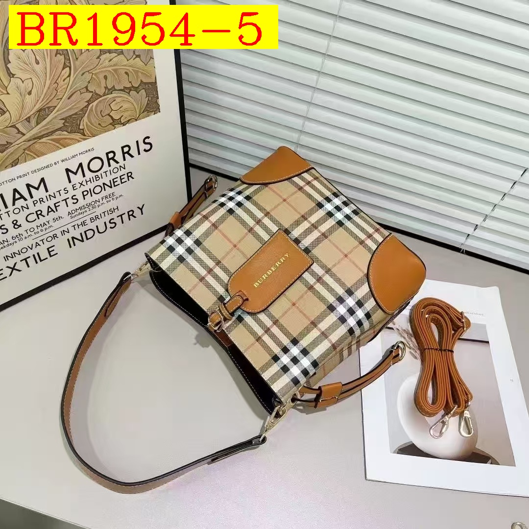 38$ BURBERRY 8020 Tote bag size 24x13x22 cm 015700 BR1954 gallery