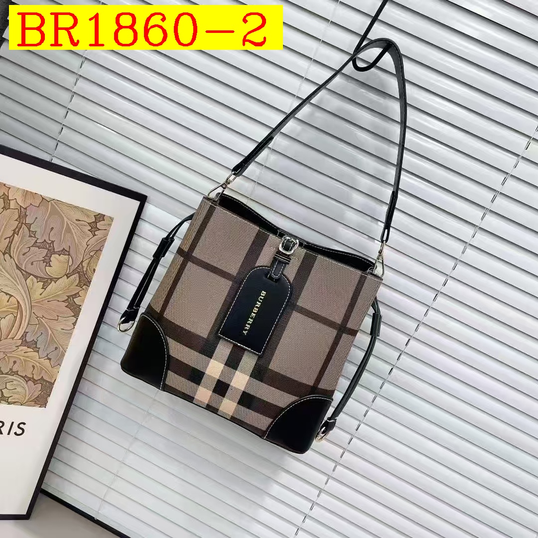 38$ BURBERRY 8020 size 24x13x22 cm 613730 BR1860 gallery