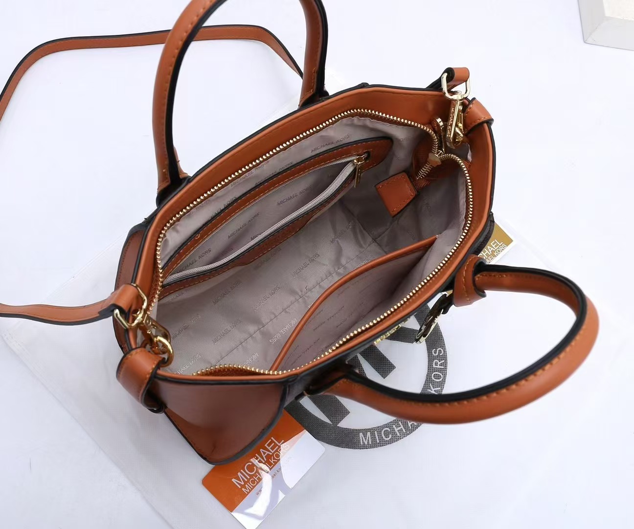 38$ MK 24003 Tote bag size 24x20x12 cm 116630 BR1754 gallery