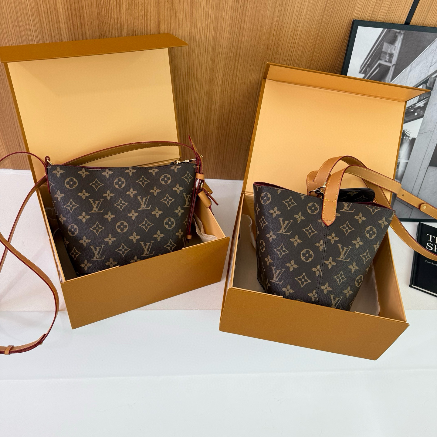 38$ dh LV Cs003 Shoulder bag size 24X18X13 cm 51672023687 DX648 gallery