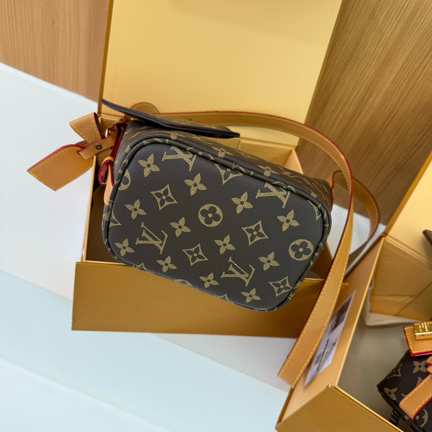 38$ dh LV Cs003 Shoulder bag size 24X18X13 cm 51672023687 DX648 gallery