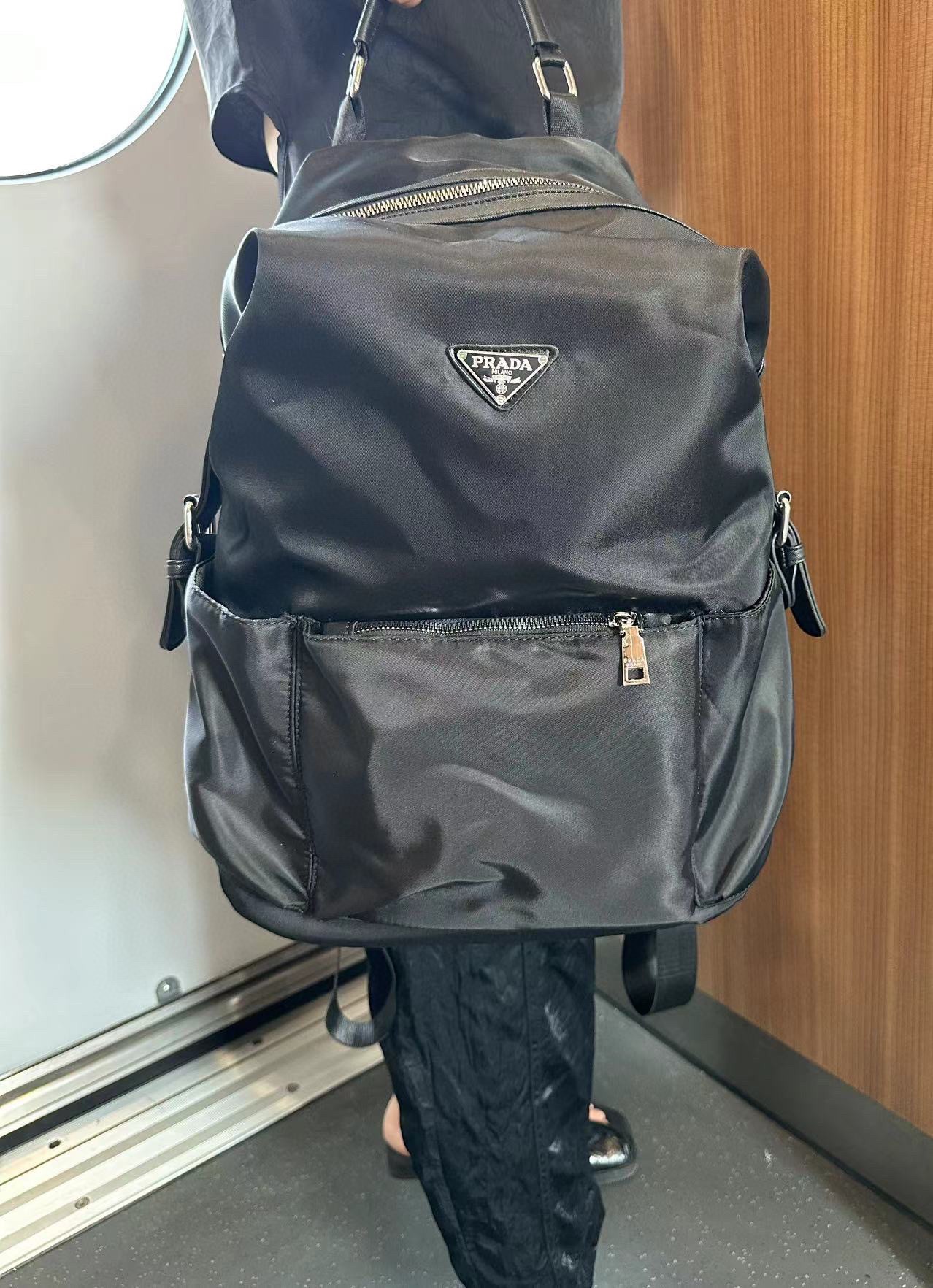 38$ prada Backpack bag size 42X29X15cm 010586 DX704 gallery
