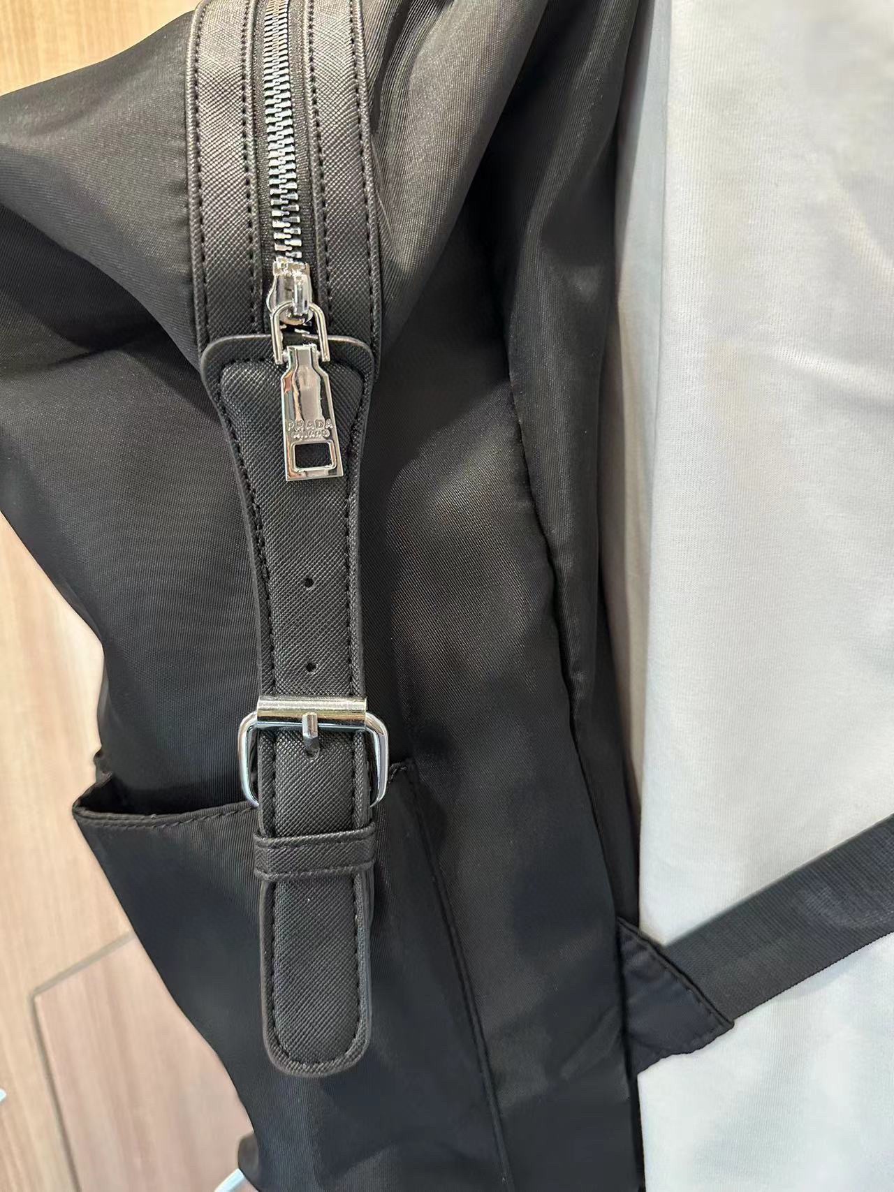 38$ prada Backpack bag size 42X29X15cm 010586 DX704 gallery