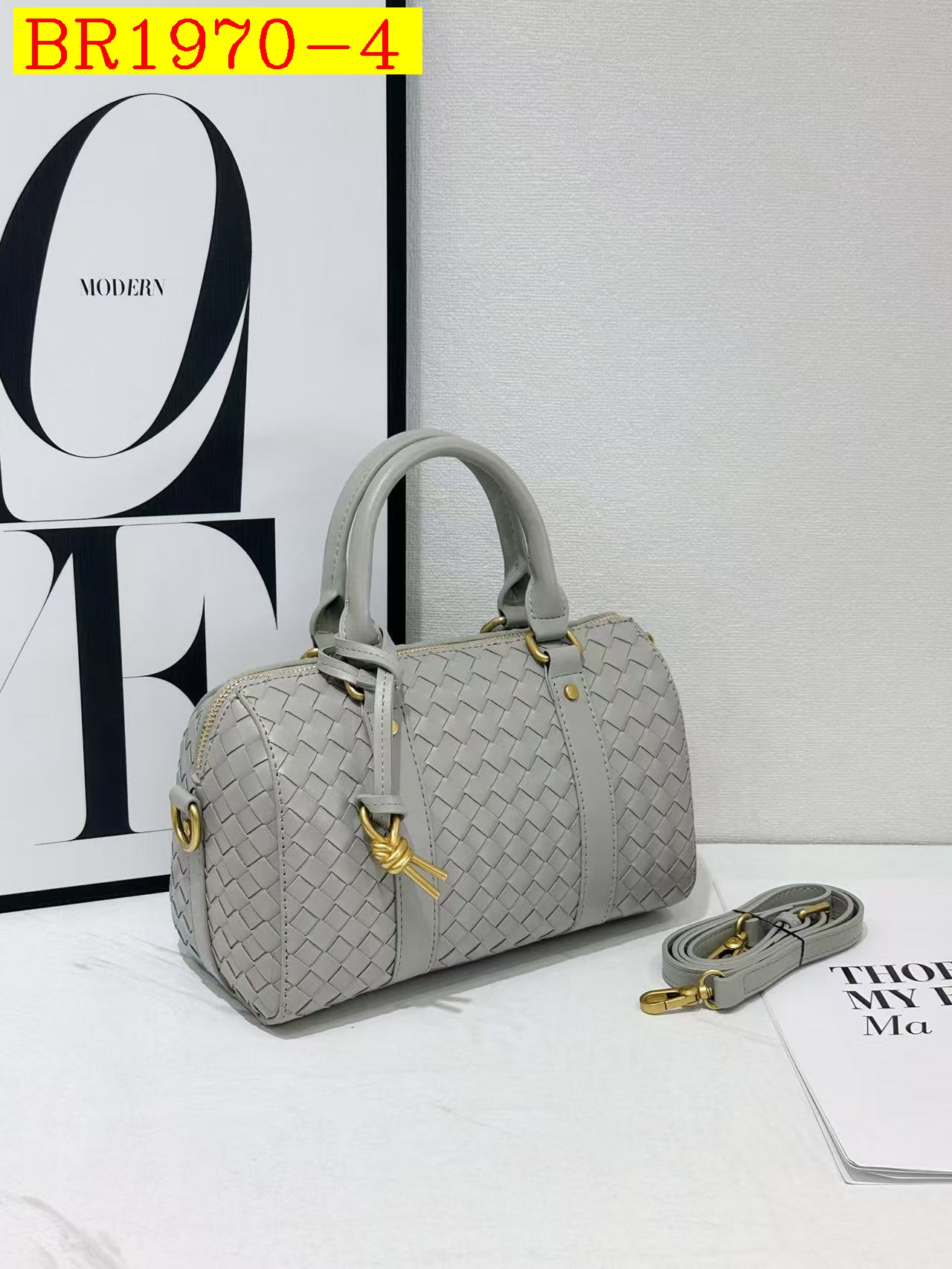 39$ 6603 Travelling bag size 25x11x18 cm 210730 BR1970 gallery