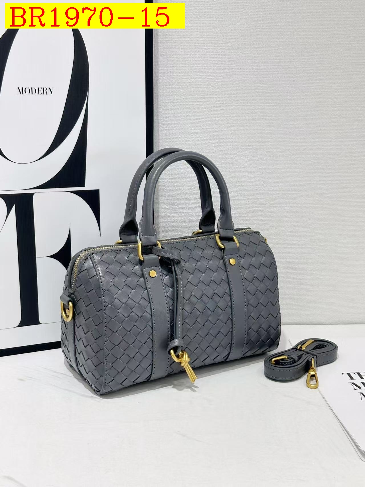 39$ 6603 Travelling bag size 25x11x18 cm 210730 BR1970 gallery